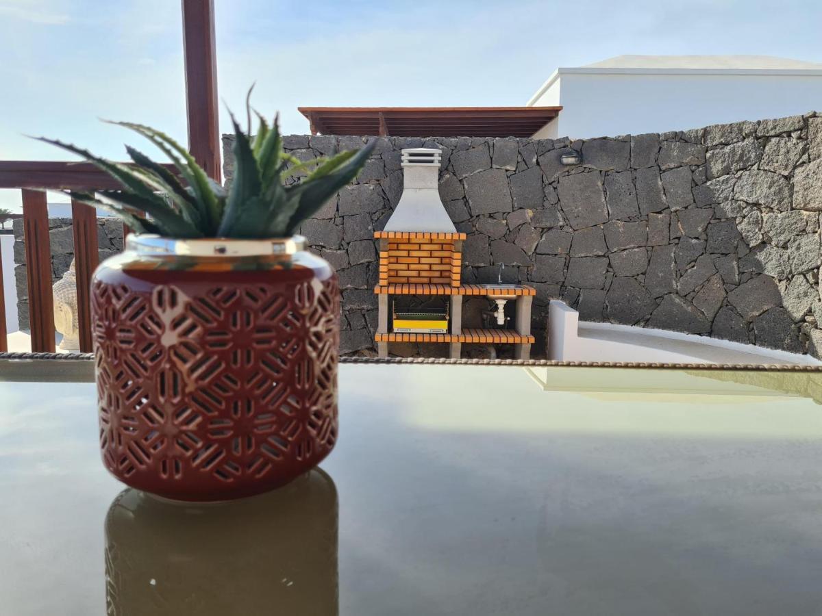Luxury 4-Bedroom Villa With Heated Pool + Sea View Playa Blanca  Exterior foto
