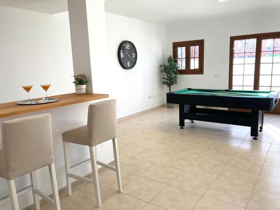 Luxury 4-Bedroom Villa With Heated Pool + Sea View Playa Blanca  Exterior foto