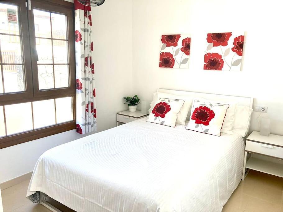Luxury 4-Bedroom Villa With Heated Pool + Sea View Playa Blanca  Exterior foto